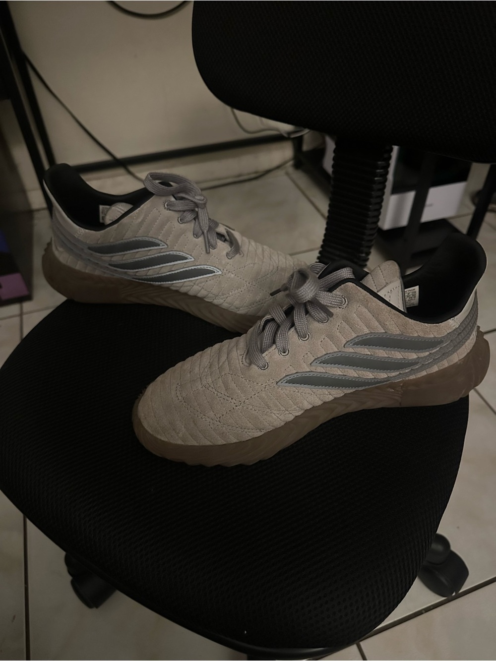 Adidas sobakov grey suede